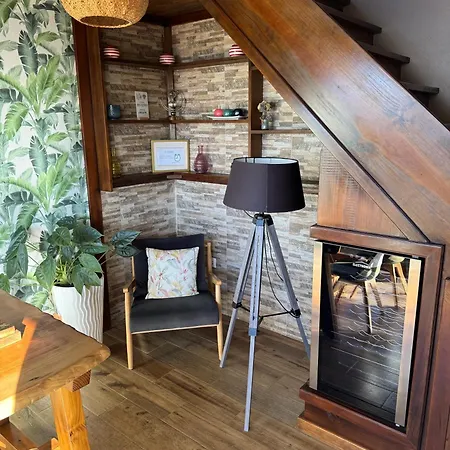 Victoria Ocean View Domek letniskowy *